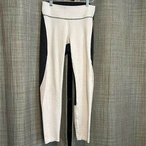 Outdoor voices leggings